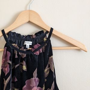 Max Studio Velvet Burnout High Neck Tank S